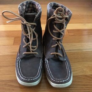 Sperry bayfish leather boots